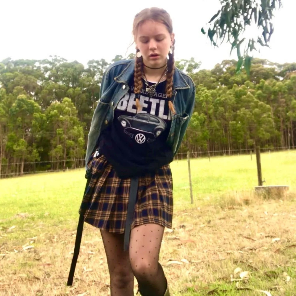 black and orange gingham pleated skirt - Picture 4 of 5